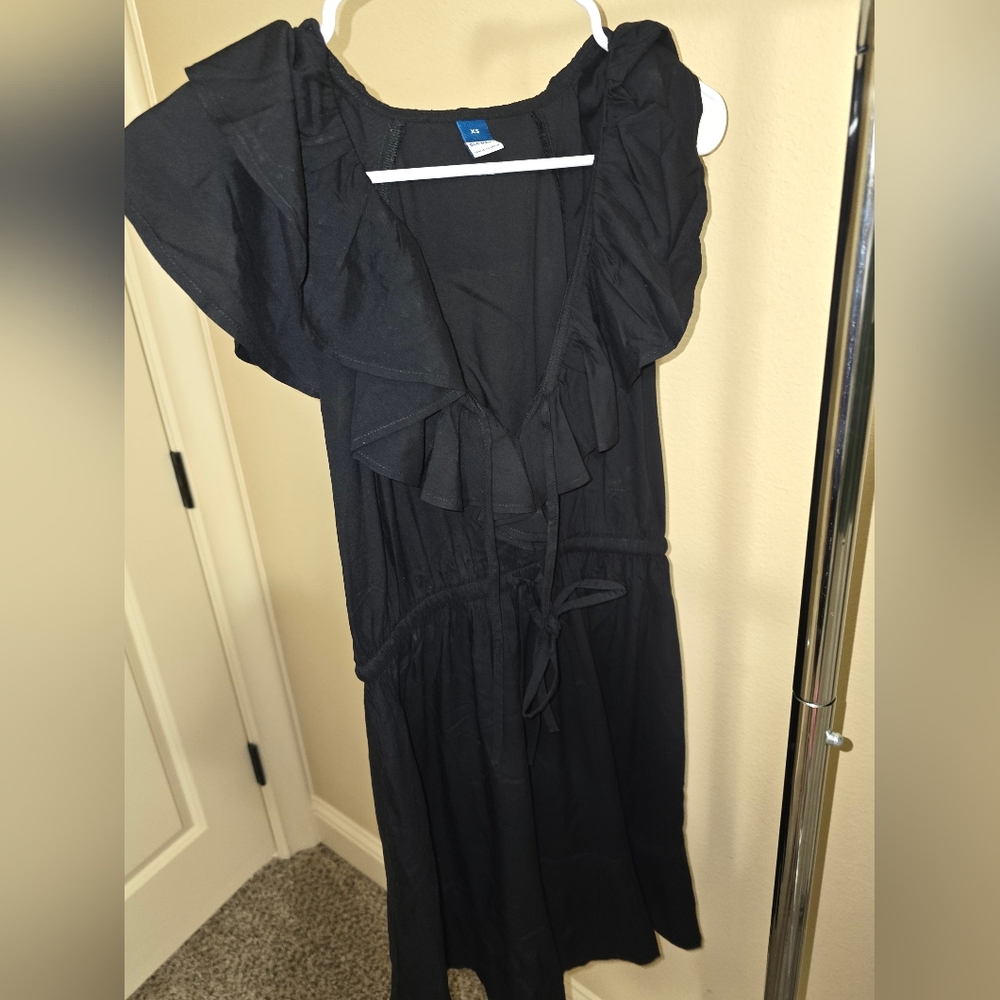 Black sleeveless ruffle dress - size XS